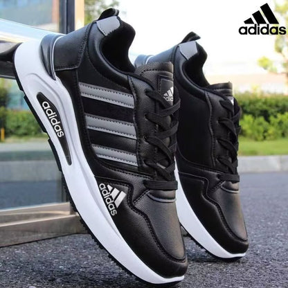 Vodoodporni usnjeni moški čevlji Adidas®